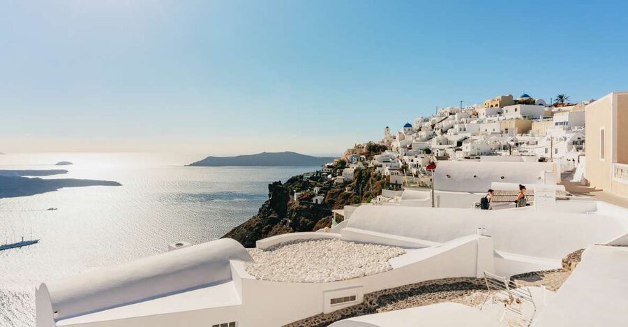 Santorini: Caldera Trail Guided Hike and Sunset Viewing - Walking the caldera edge: changing views over the volcano