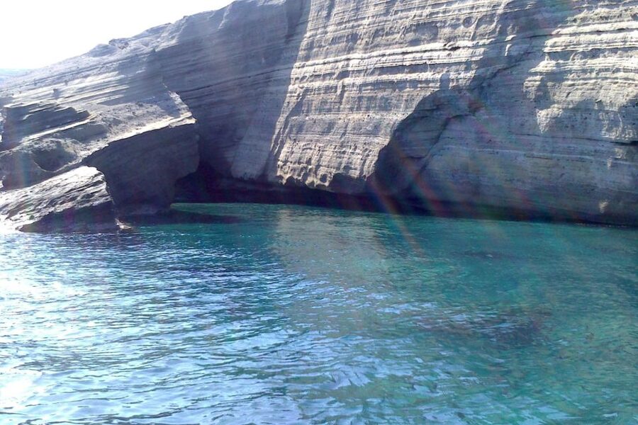 Santorini: Catamaran Cruise, Winery, & Oia Sunset Combo Tour - On-board lunch, barbecue, and unlimited Santorini white wine