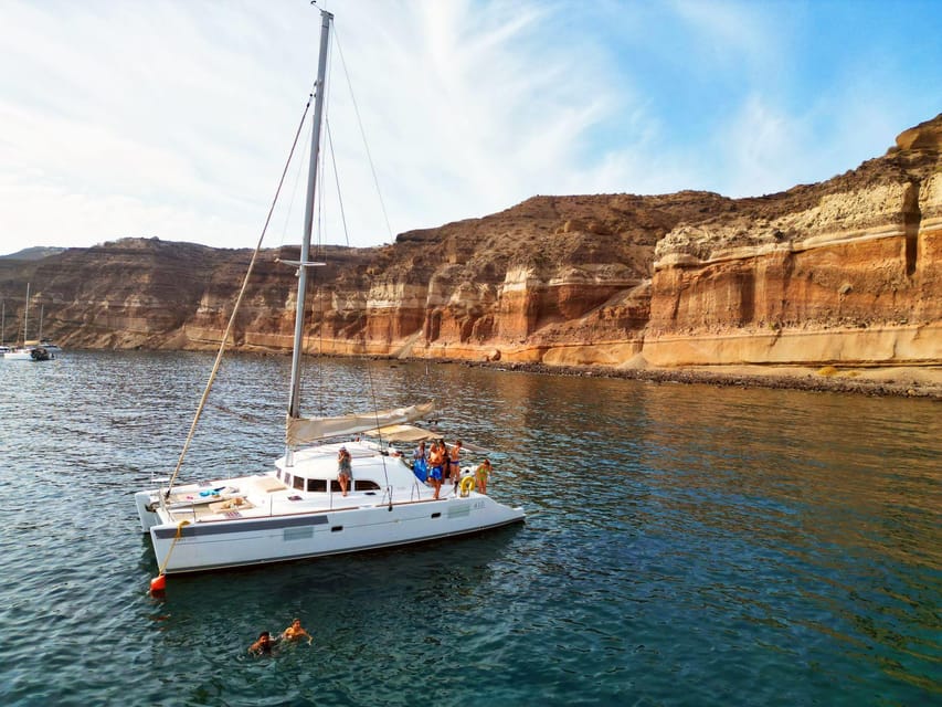 Santorini: Catamaran Cruise with Greek BBQ and Drinks - Before you go: the Vlychada meeting point and what to pack
