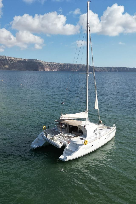 Santorini: Catamaran Cruise with Greek BBQ and Drinks - Mesa Pigadia and Palea Kameni: short stops that keep the pace fun
