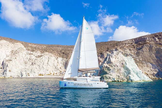 Santorini Classic Catamaran Cruise with BBQ, Drinks and Transfers - Red Beach and White Beach: photo stops, not swim stops