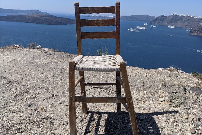 Santorini Classic Highlights and Sightseeing Private Tour - Red Beach and the Akrotiri prehistoric zone: color, rocks, and photos