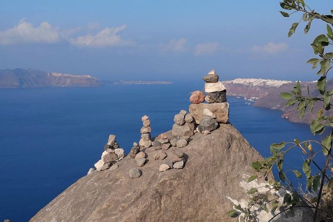 Santorini Classic Private Tour - Oia: the cliff road and the town walk you came for