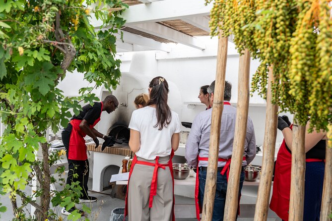 Santorini Cooking Class with Wine Tasting - Price and logistics: what $80.40 is really buying