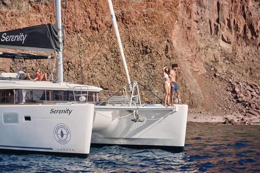 Santorini: Day Luxury Catamaran Cruise with Meal & Drinks - Crew Attentiveness and the Comfort Factor