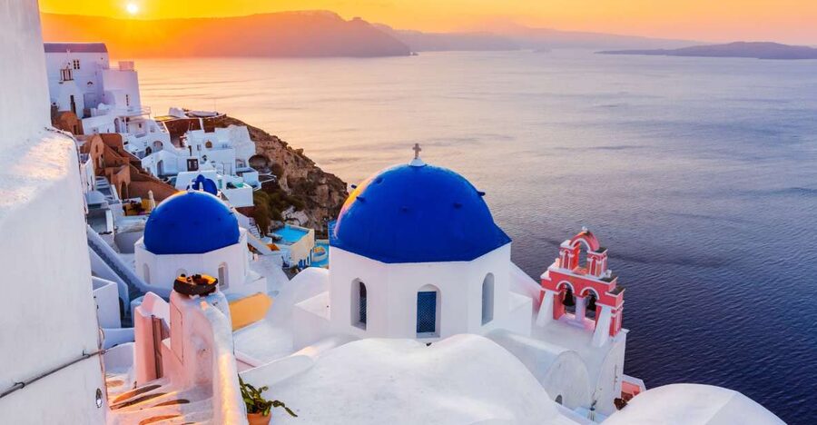 Santorini : Discover with Locals - Private Shore Excursion - Who should choose this Santorini shore excursion