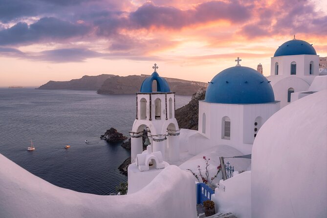 Santorini Discovery Private Custom Tour - Firostefani: A Quick Crown-of-Fira Stop for One More Iconic Dome