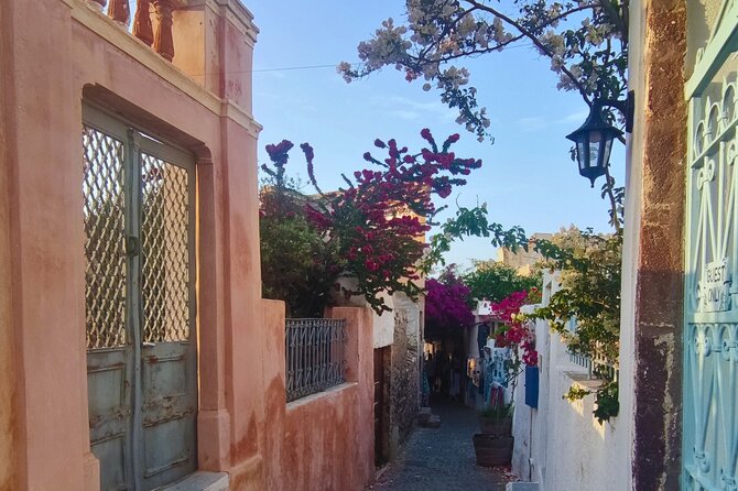 Santorini Essentials Half Day Private Sightseeing Tour - Meeting at the Cable Car Upper Station and staying comfortable