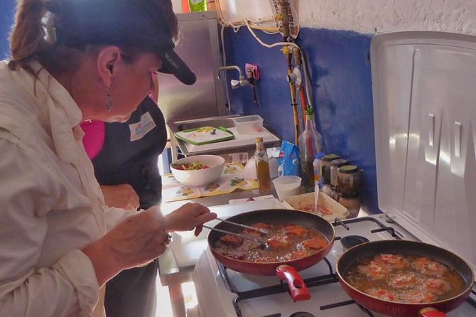Santorini Family Farm Food & Wine Tour with Cooking Class - FAQ