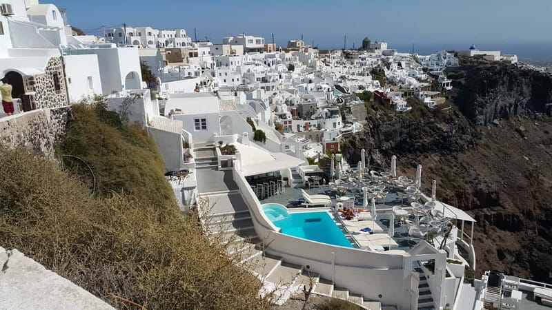 Santorini: Fira to Oia Caldera Hike with Guide - Firostefani: the 30-minute warm-up with classic Santorini looks