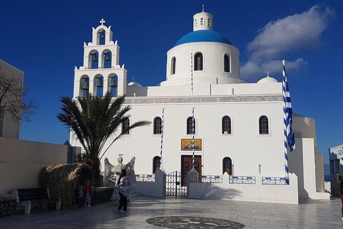 Santorini First-Time Guests Private Tour Sightseeing, excavetions & wine testing - Price and Value: What $300.98 Buys Per Person