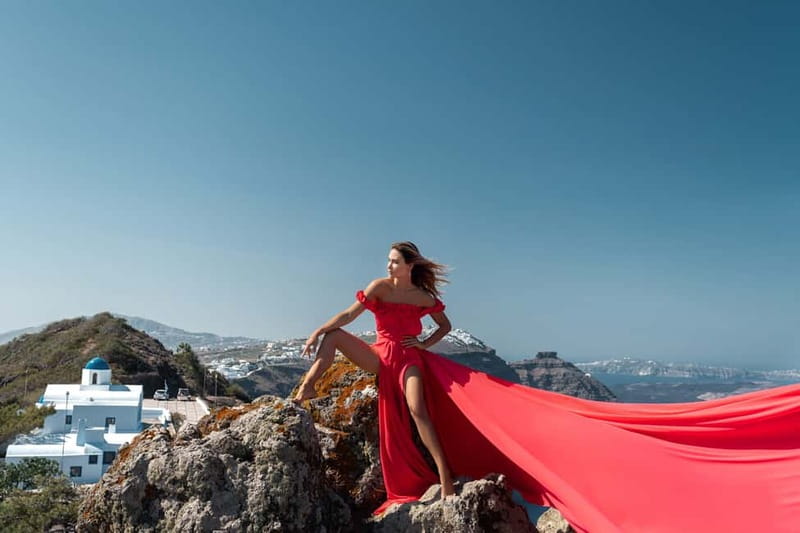 Santorini: Flying Dress Photo © Photoshoot "Express Package" - Photo Delivery and Editing: What You Actually Get