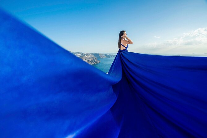 Santorini: Flying Dress Photoshoot - The flying dress setup: who does what, and why it matters