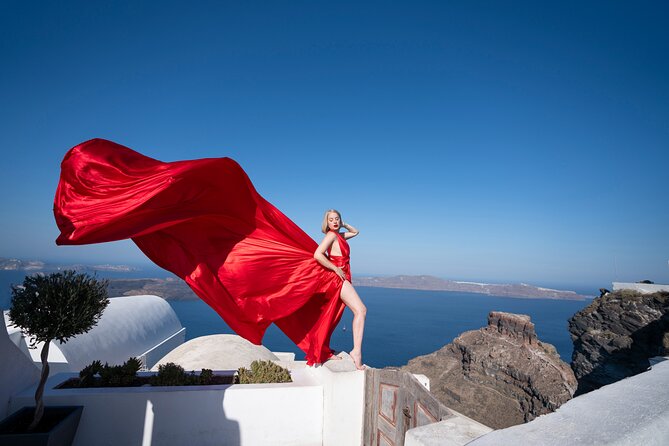 Santorini Flying Dress Photoshoot - Should you book this Oia flying dress photoshoot?