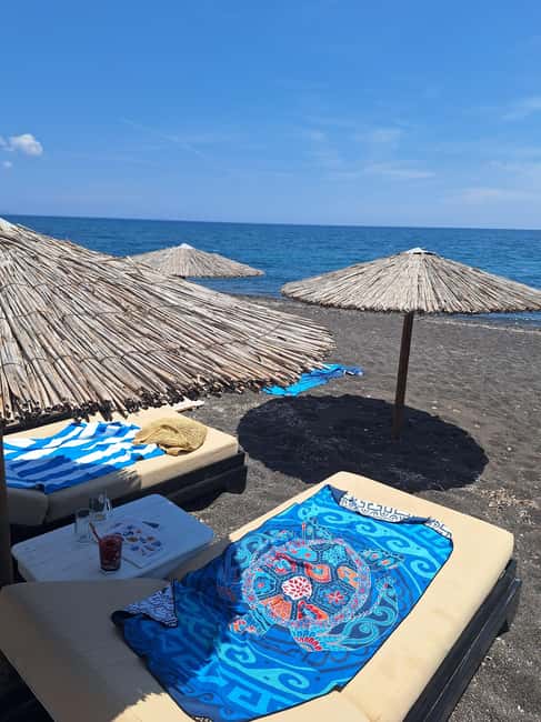 Santorini: From Reel to Real – Private Tour of Hidden Gems - Akrotiri Archaeological Site: Bronze Age Ruins and the Volcanic Story