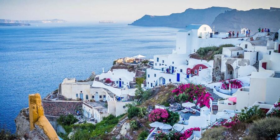 Santorini: Full-Day Small Group Tour - Oia Without the Crush Feeling (Blue Domes, Streets, and Scenery)