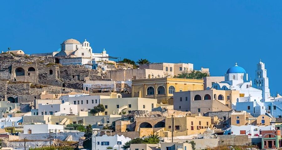 Santorini: Guided Island Day Trip with Beach Visit - Getting picked up and why the guide matters on a 10-hour day