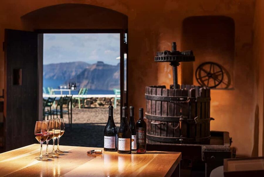 Santorini: Guided Wine Tour with Pickup and Snacks - Santorini Pickup and the Big Picture: Wine, Views, and Volcanic Flavor