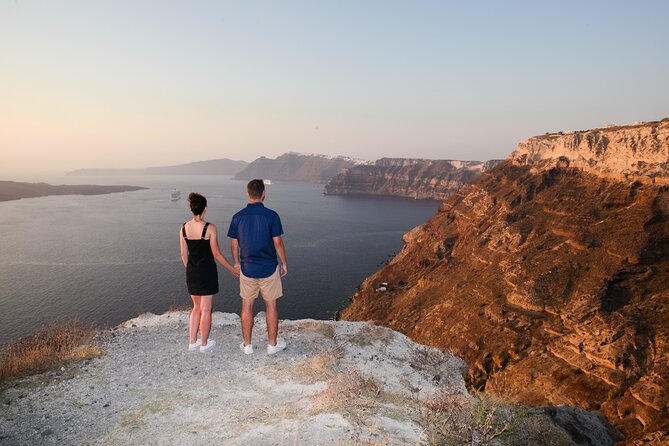 Santorini: Half-Day Island Sightseeing Tour - Firostefani and the Three Bells viewpoint: the caldera picture in 25 minutes