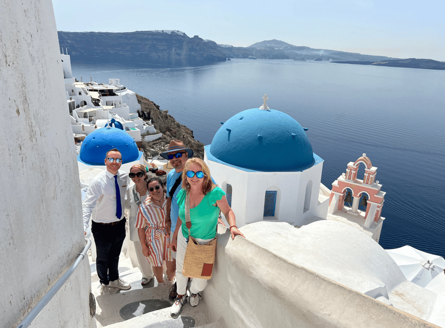 Santorini: Half-Day Must-Sees in a Small Group Tour - Key things that make this tour worth your time