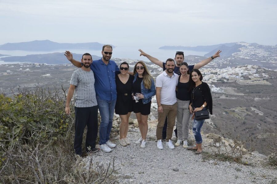 Santorini: Half-Day Sightseeing Tour with Hotel Pickup - Private vs shared: how your day changes (and how to use it)