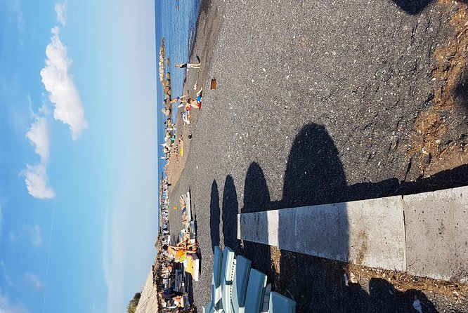 santorini highlights - What the guide actually does for you (beyond just showing up)