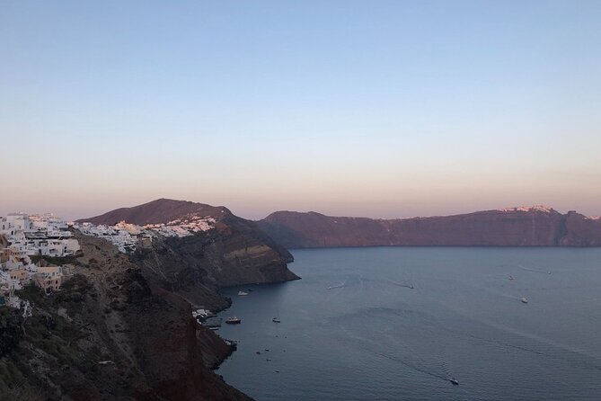 Santorini Highlights: Private Sightseeing Tour in Santorini - Firostefani: a short stop that still hits the iconic Blue Dome angle