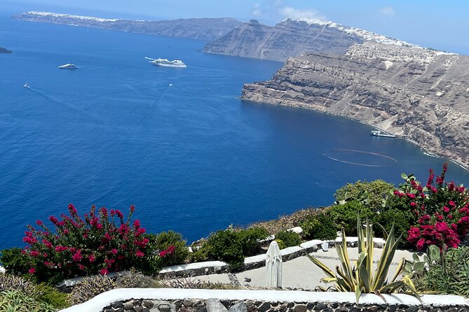 Santorini Highlights: Private Sightseeing Tour in Santorini - Megalochori: preserved village texture, pirate-hideaway vibes