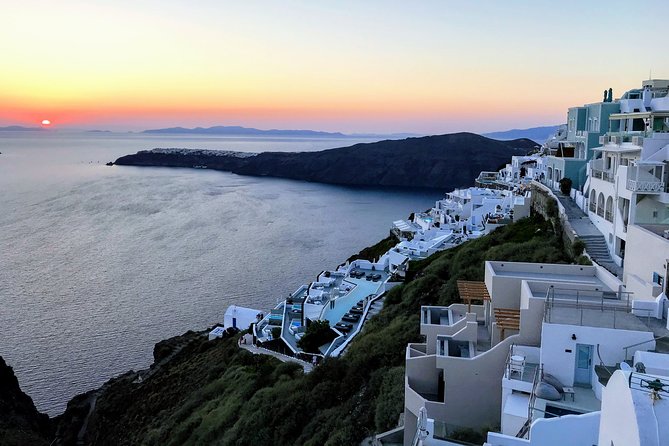 Santorini Highlights Small-Group Tour - What the guide actually does (beyond pointing at pretty views)