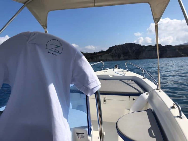 Santorini: License-Free Boat Rental with Ice, Water, & Fruit - What’s Not Included: Fuel, Lunch, and Extra Gear