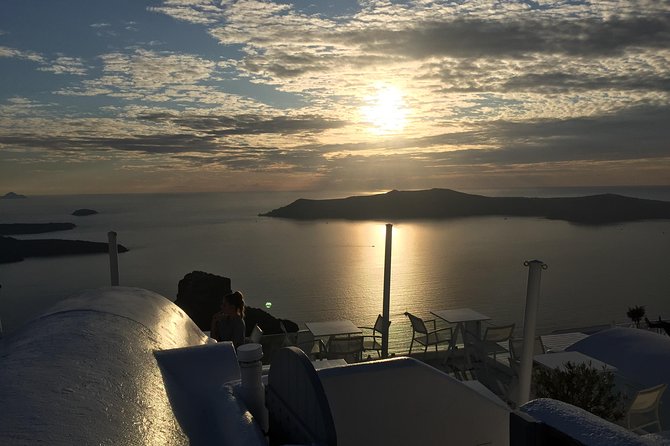 Santorini Local Tour - Sunset Power Moves: Lighthouse and Oia’s St Nicholas Castle