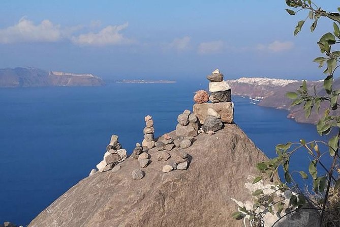 Santorini Luxury private tour for small groups - Firostefani in 15 minutes: the blue dome without the full crowds