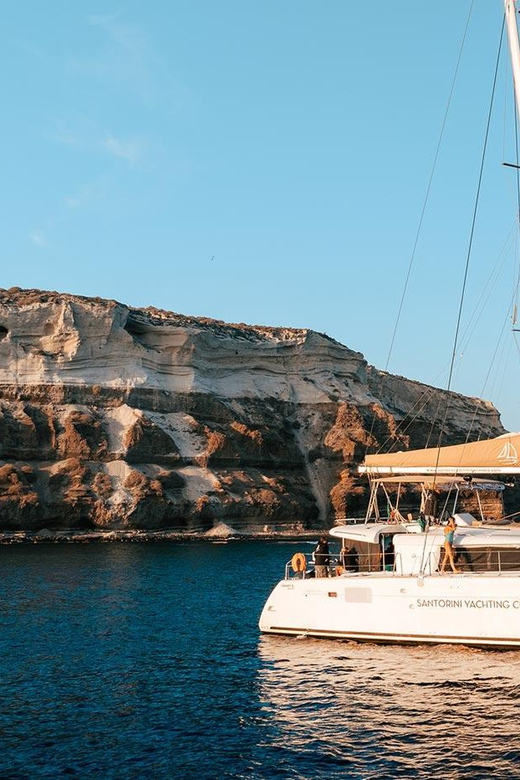 Santorini: Luxury Sunset Cruise with Dinner, BBQ, and Drinks - The sunset return to Vlychada: photo-friendly and slow enough to enjoy