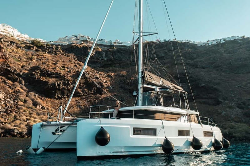 Santorini: Majestic Catamaran Cruise with Meal and Drinks - Day Cruise vs Sunset Cruise: Two Different Ways to Enjoy the Same Water