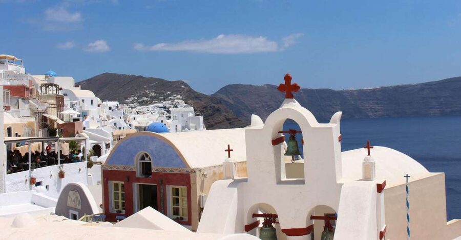 Santorini: Mesa Gonia, Pyrgos and Oia Tour - Mesa Gonia: the ghost village you’ll actually see in action