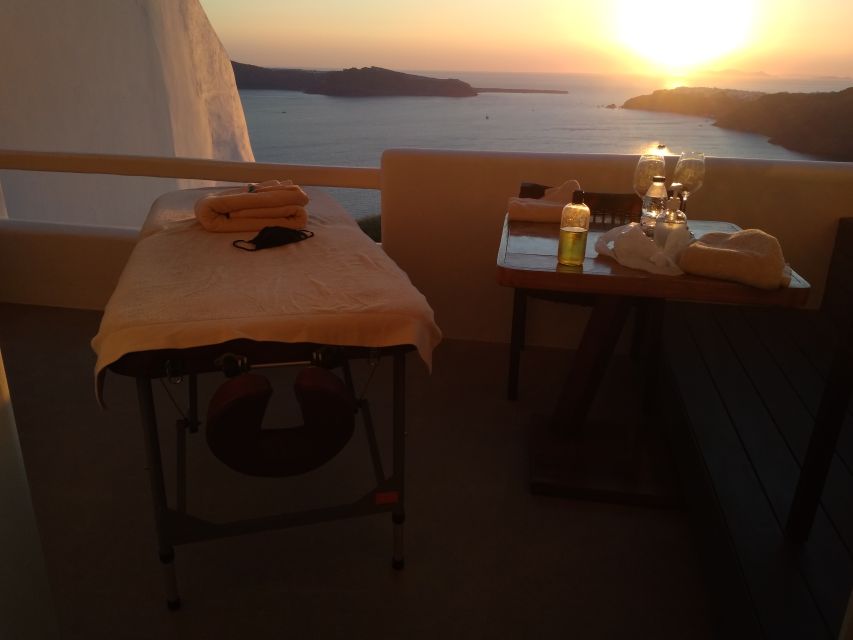 Santorini: Mobile Couples Massage at Your Private Villa - Price for two: whether it’s worth it
