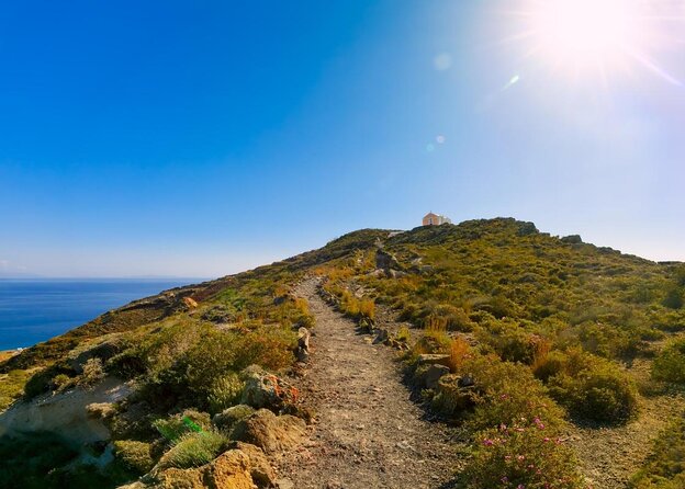 Santorini : Night Hike, Wine Tasting and Dinner - Key things to know before you go