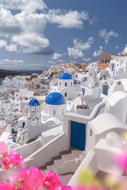 Santorini: Oia Flying Dress Photoshoot by SokoLOVE - Key highlights worth knowing