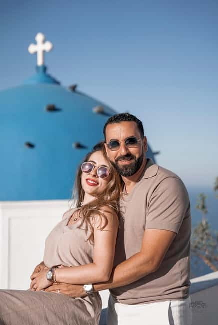 Santorini: Oia Private Couple Photoshoot with 35 Photos - FAQ