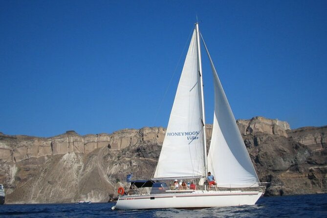 Santorini Oia: Private Sailing Yacht Cruise with Meal and Drinks - Key highlights you’ll care about