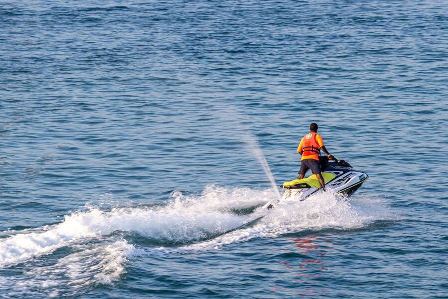 Santorini: Perivolos Beach Jet Ski Rental - Your 20-Minute Yamaha Sport Ride: What You’ll Actually Do