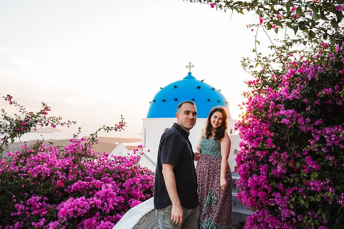 Santorini Photo Shoot and Tour at Unique Spots with a Local - A One-Hour Photo Walk from Imerovigli to Caldera Views