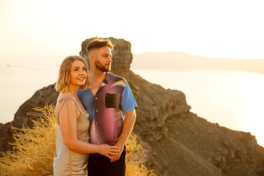 Santorini: Photo Shoot with a Private Vacation Photographer - Quick Key Points Before You Book