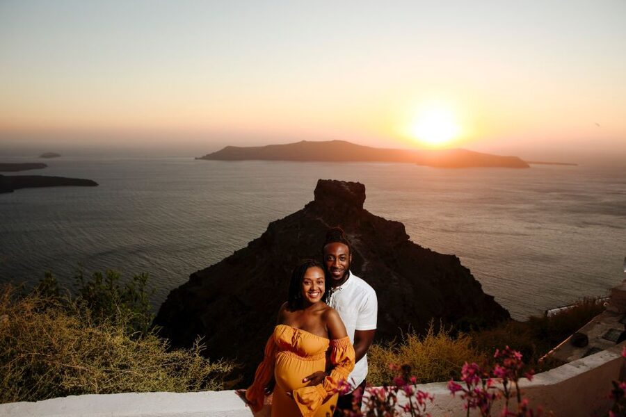 Santorini: Photo Shoot with a Private Vacation Photographer - Who Should Book This Photo Shoot in Santorini