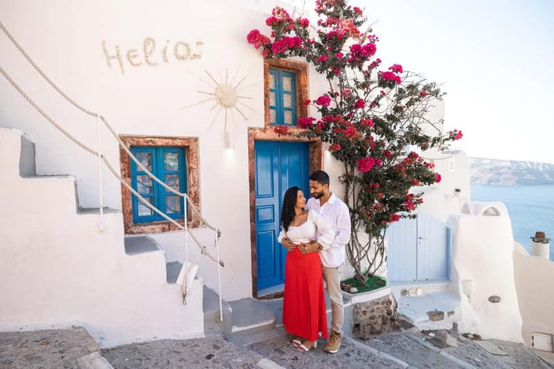 Santorini: Photo Tour With Professional Photographer - The 3-hour photo route: Oia, Imerovigli, and Black Sand Beach