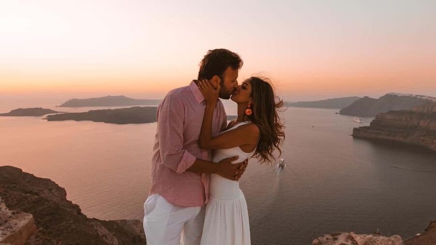 Santorini Photoshoot: Imerovigli or Fira - Booking Tips and Quick Logistics (So You Don’t Waste a Minute)