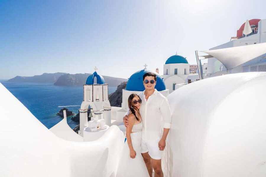 Santorini Photoshoot: Imerovigli or Fira - Why a Santorini Photoshoot in Imerovigli or Fira Makes Sense