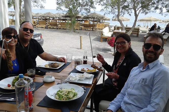 Santorini Popular Destinations - Food timing and what to expect for lunch