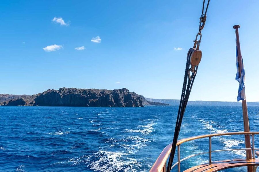 Santorini Port: Cruise to Volcano, Hot Springs & Thirassia - Volcano, Springs, and Thirassia in a Single 6-Hour Slice