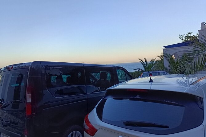 Santorini Private Airport Transfer - Key things to know before you book